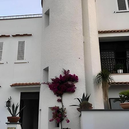 Villa Angela Иския Екстериор снимка
